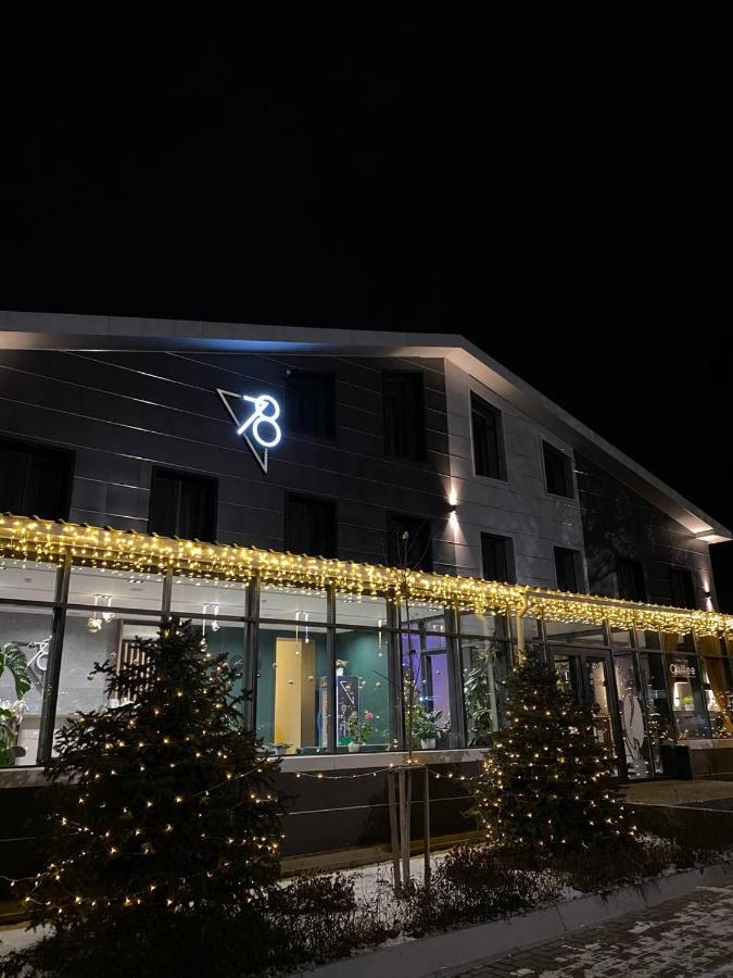 Hotel 78 Cafe Karakol Exterior foto